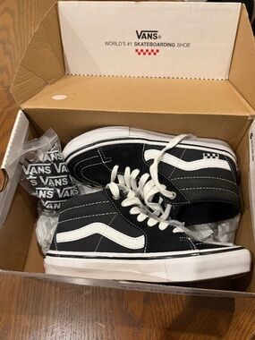 Vans M5.5 W7